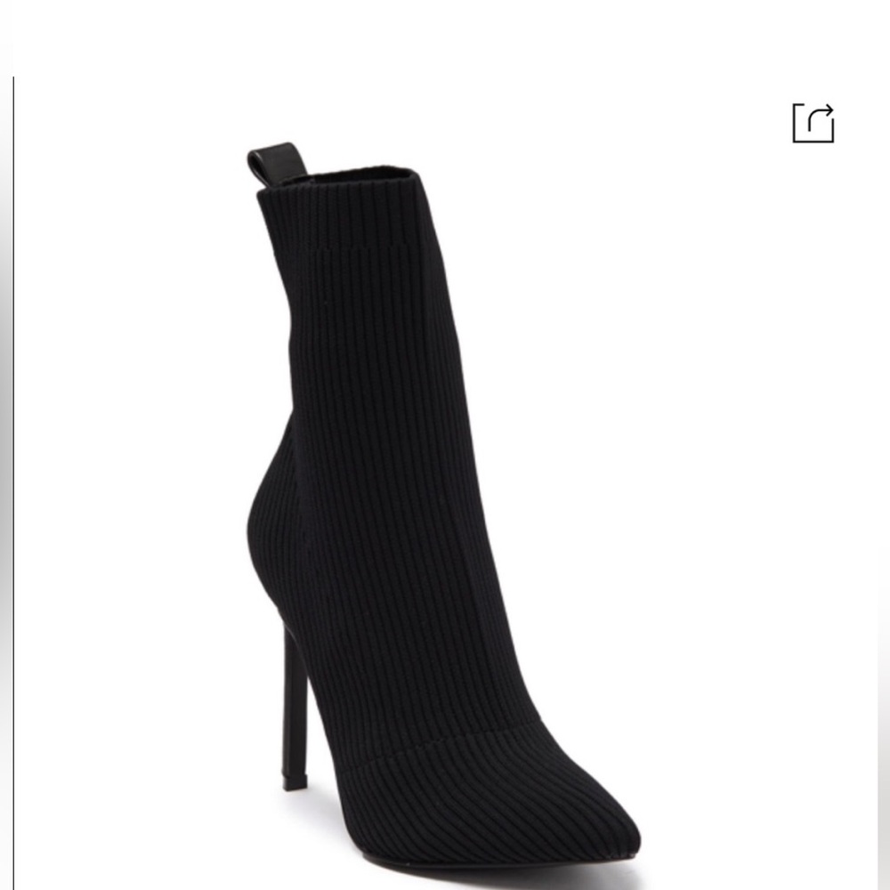 Steve Madden Darra Point Toe Bootie
